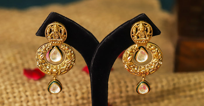 The Ultimate Guide to Investing in Gold: Tips and Strategies