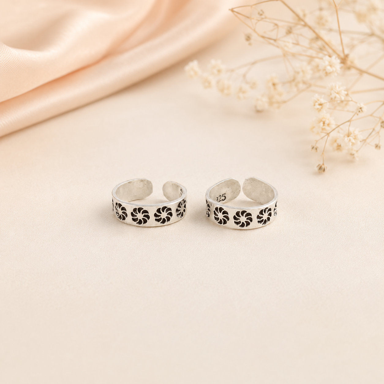 Petal Grace Silver Toe Rings