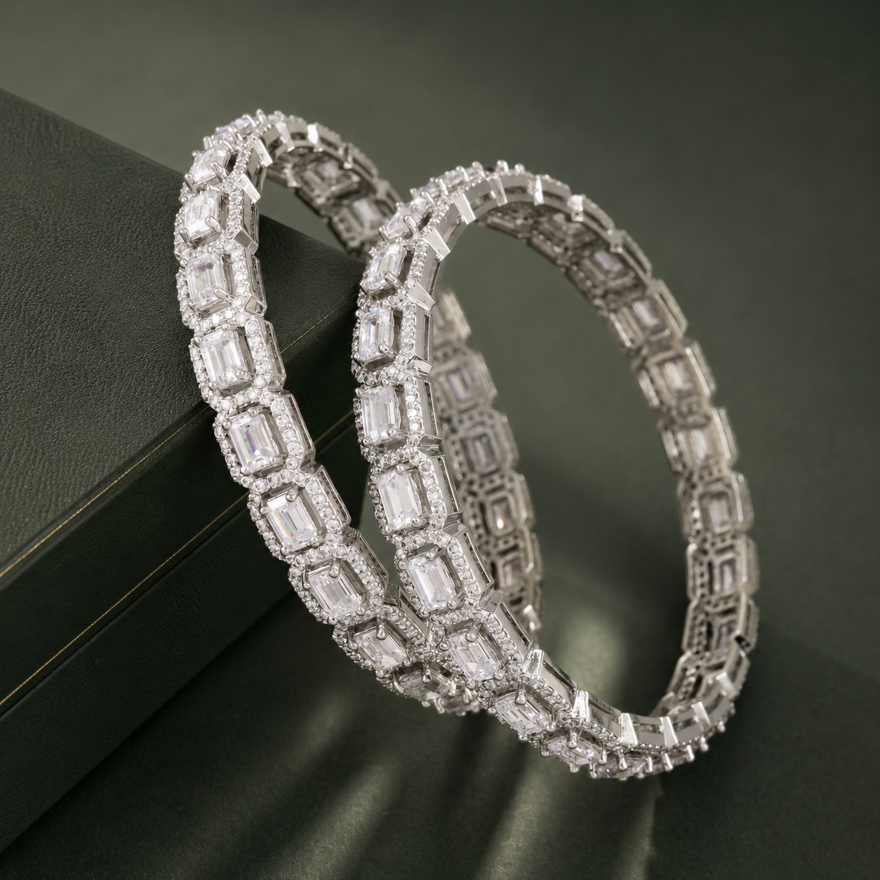 Kiana Charming Silver Bangles