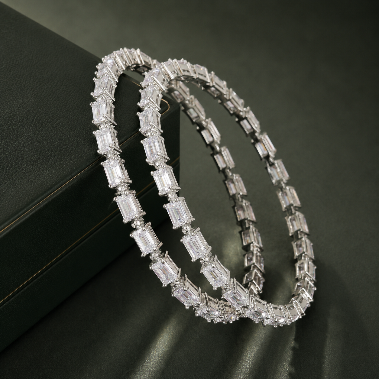 Kavina Fashionable Silver Bangles