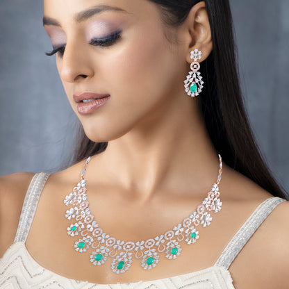 Kimaya Glorious Diamond Necklace Set