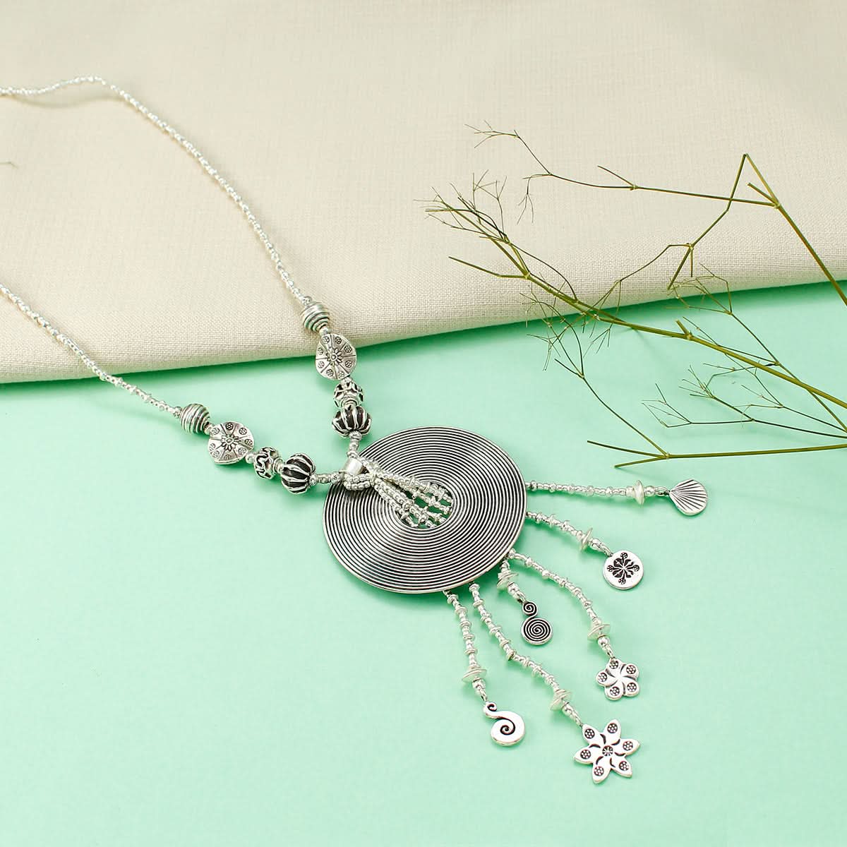 Diya Elegant Silver Artistry Necklace With Intricate
