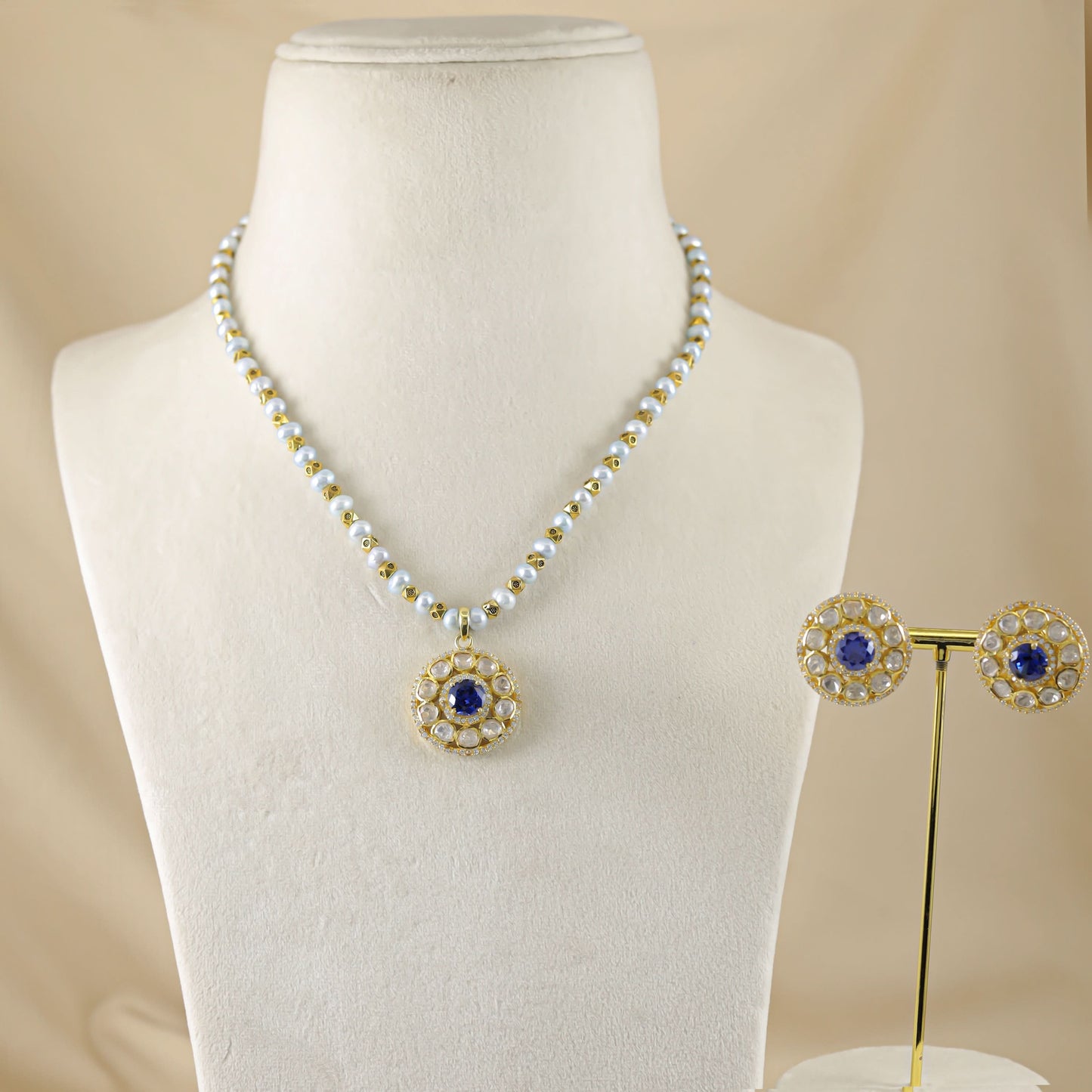 Aarohi Regal Pearl Shine Necklace Set