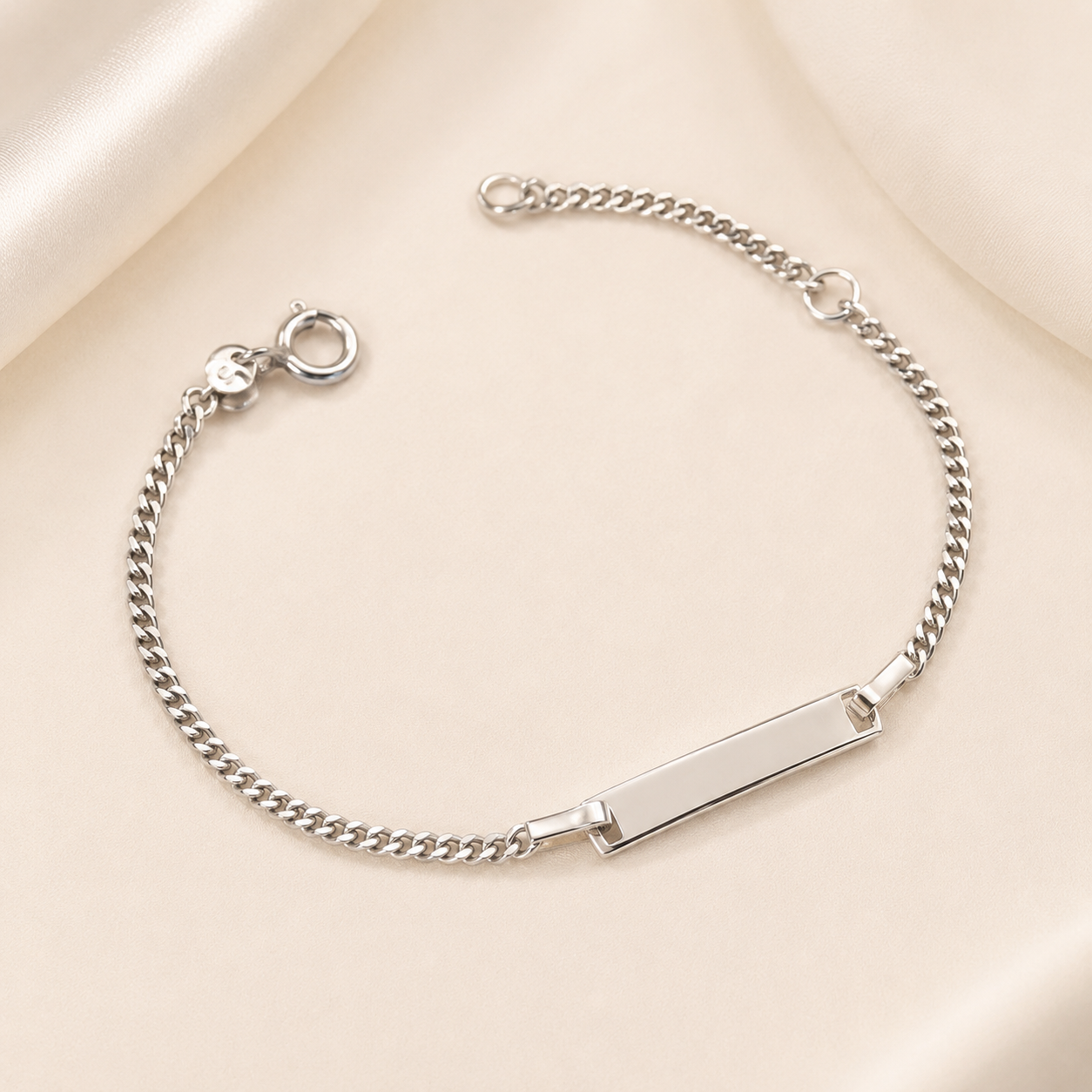 Sleek Chain Silver Bracelet For Him