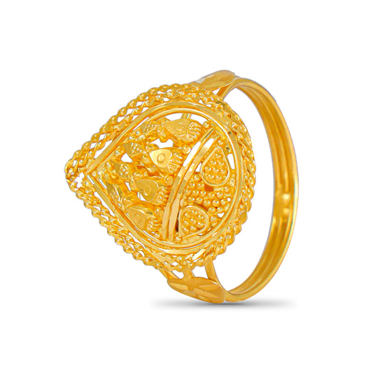 Divya Imposing Gold Ring