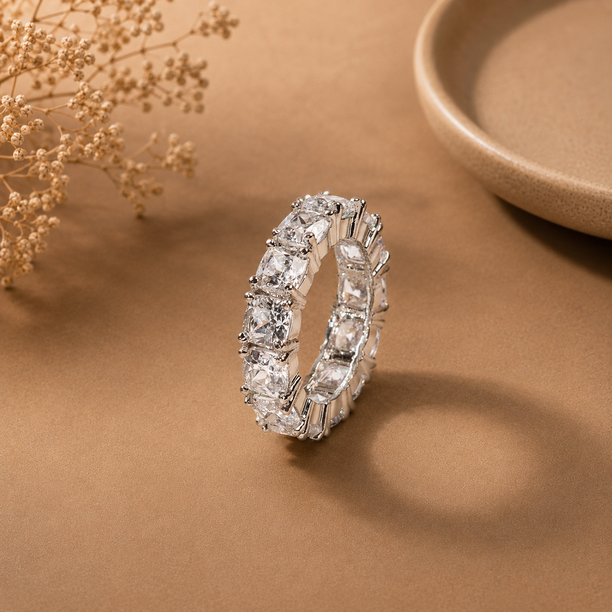 Lovely Clear Cut Design Band Ring