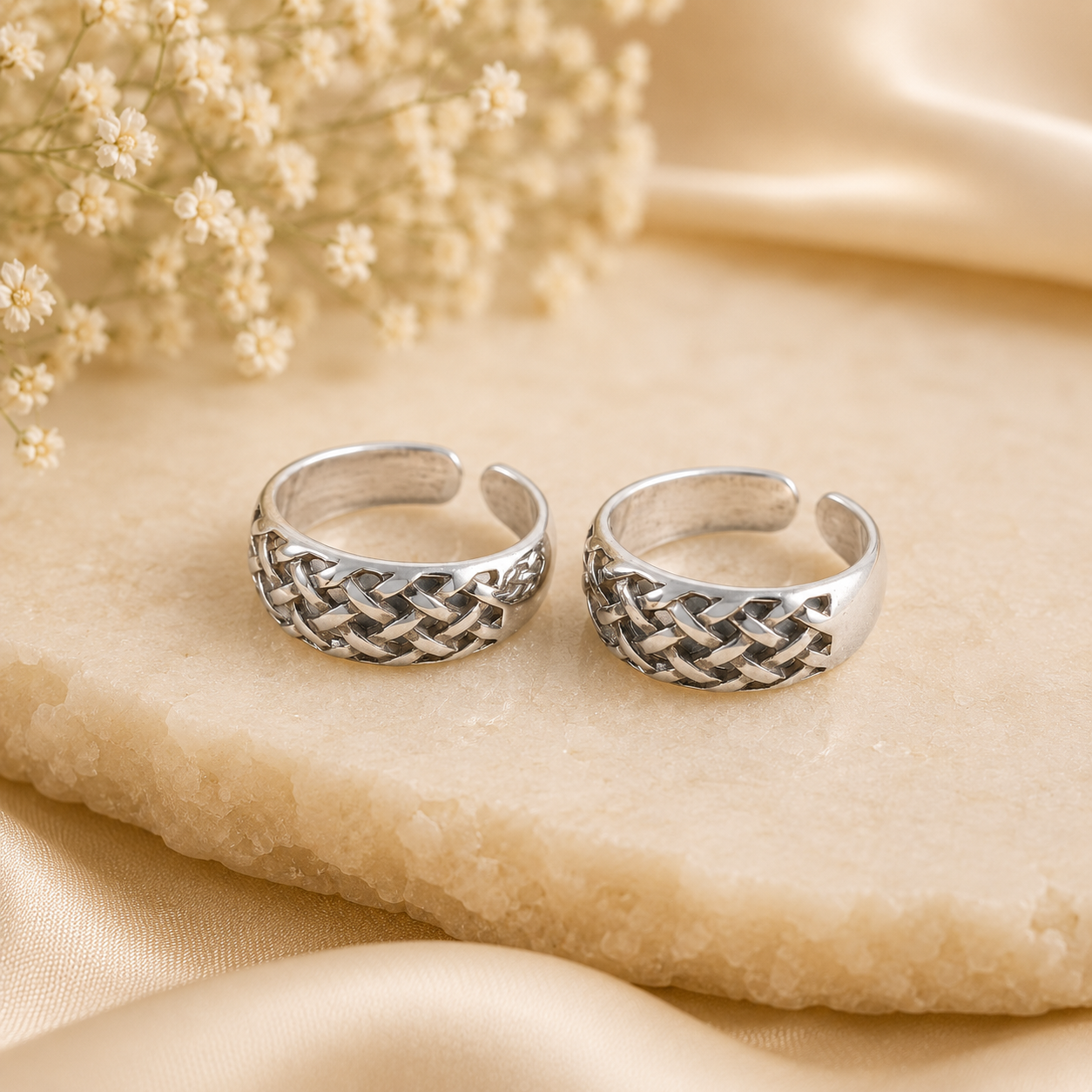 Woven Charm Silver Toe Rings