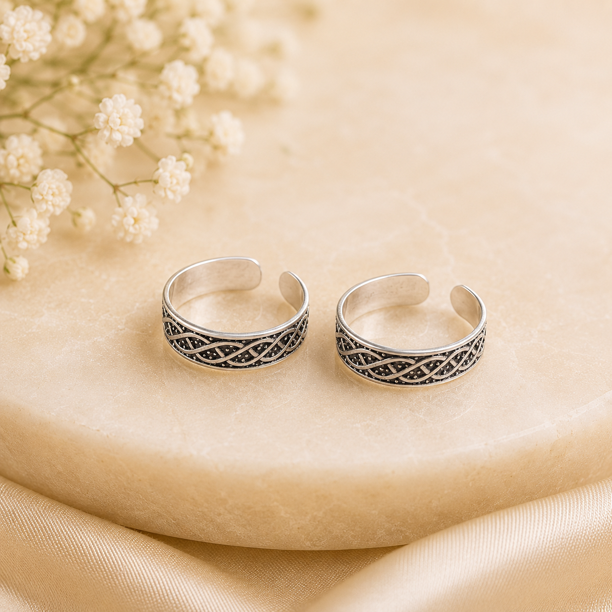 Zavika Cross Weave Silver Toe Rings