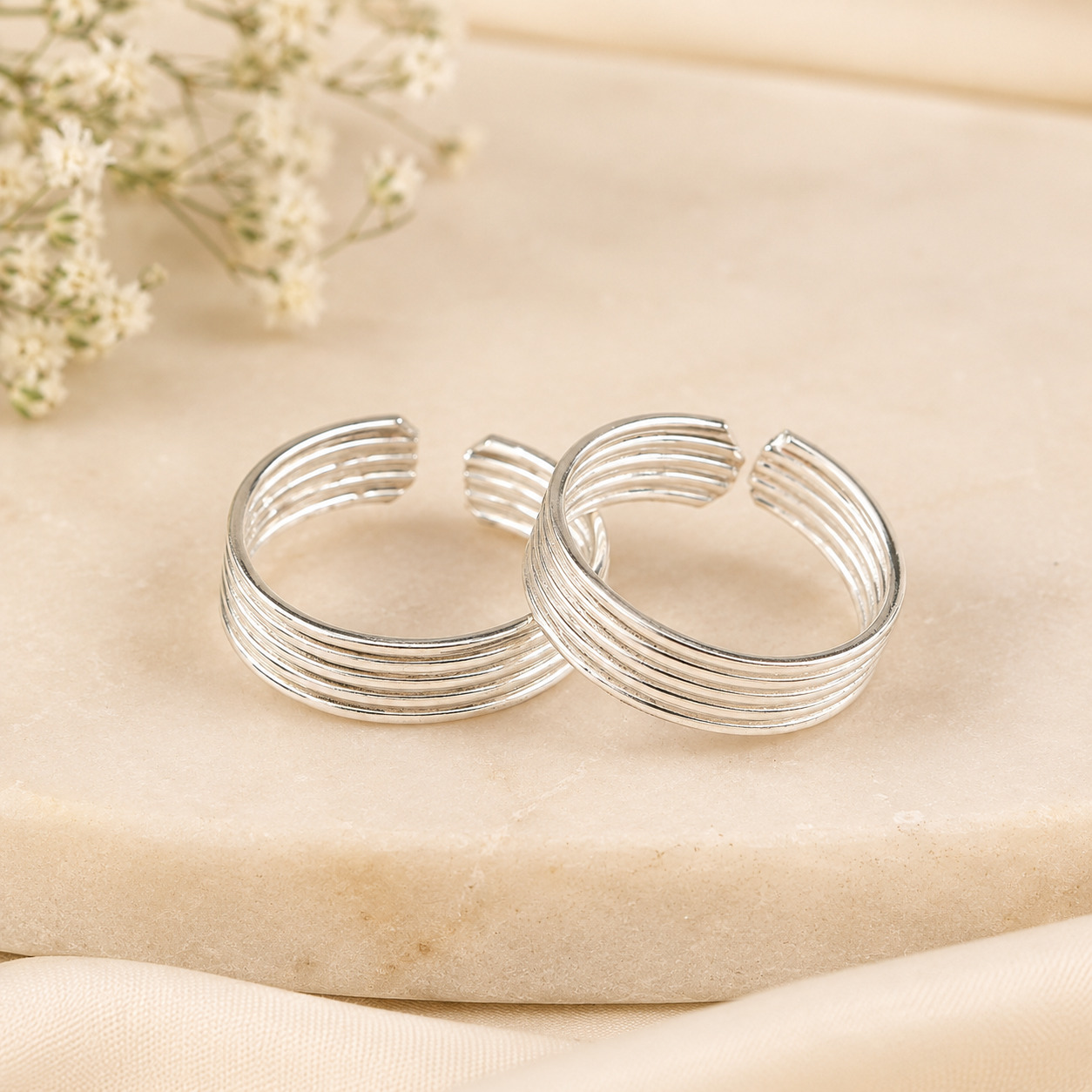 Glossy Stripe Silver Toe Rings