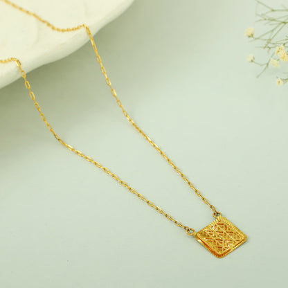 Ria Stunning Gold Chain