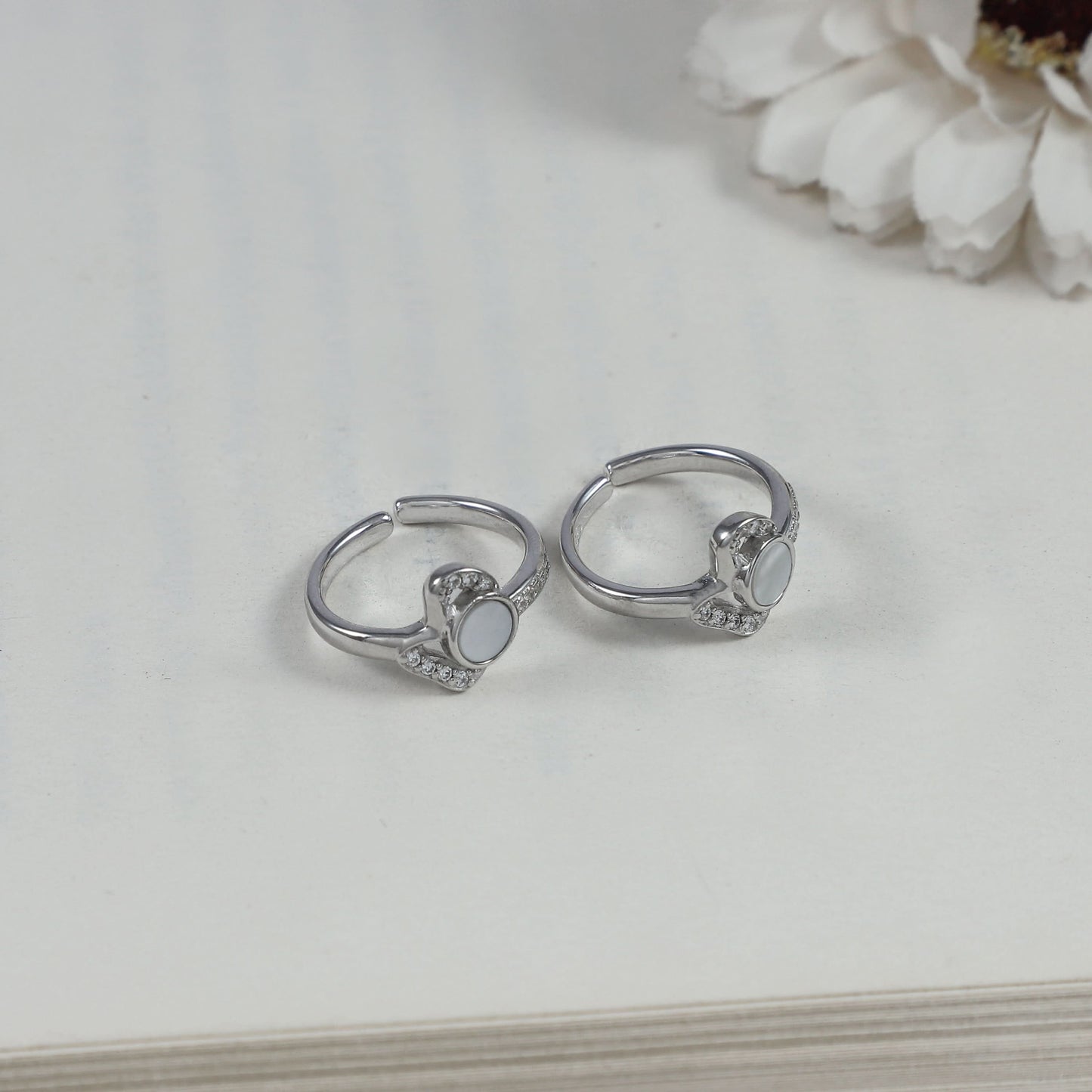 Luxury Loop Silver Toe Rings