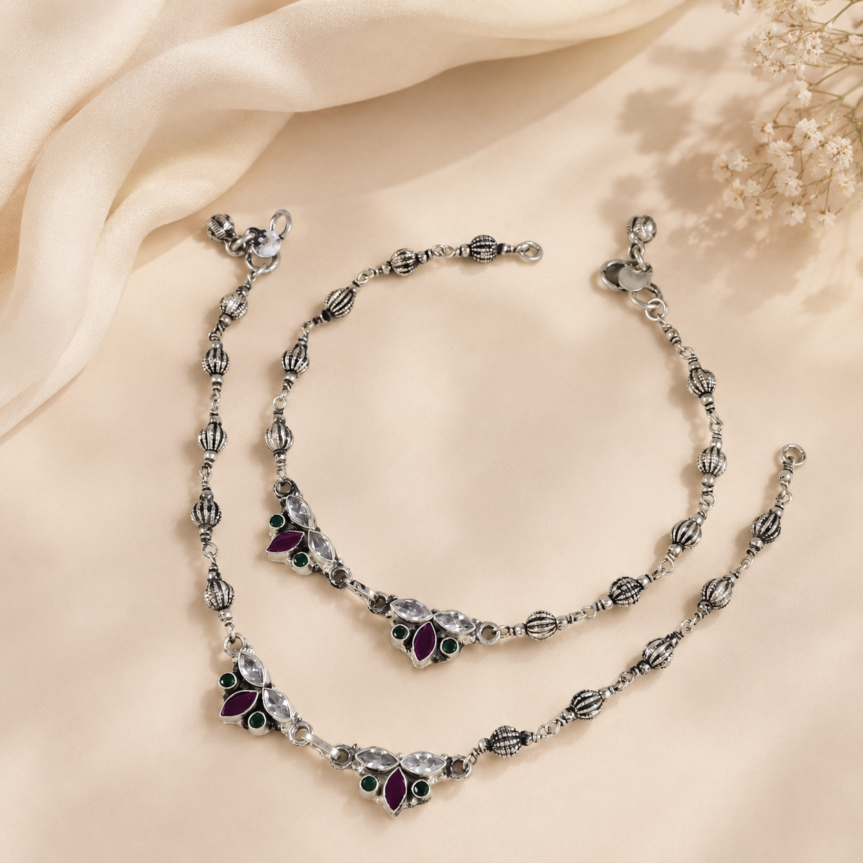 Kashvi Gem Leaf Silver Anklets