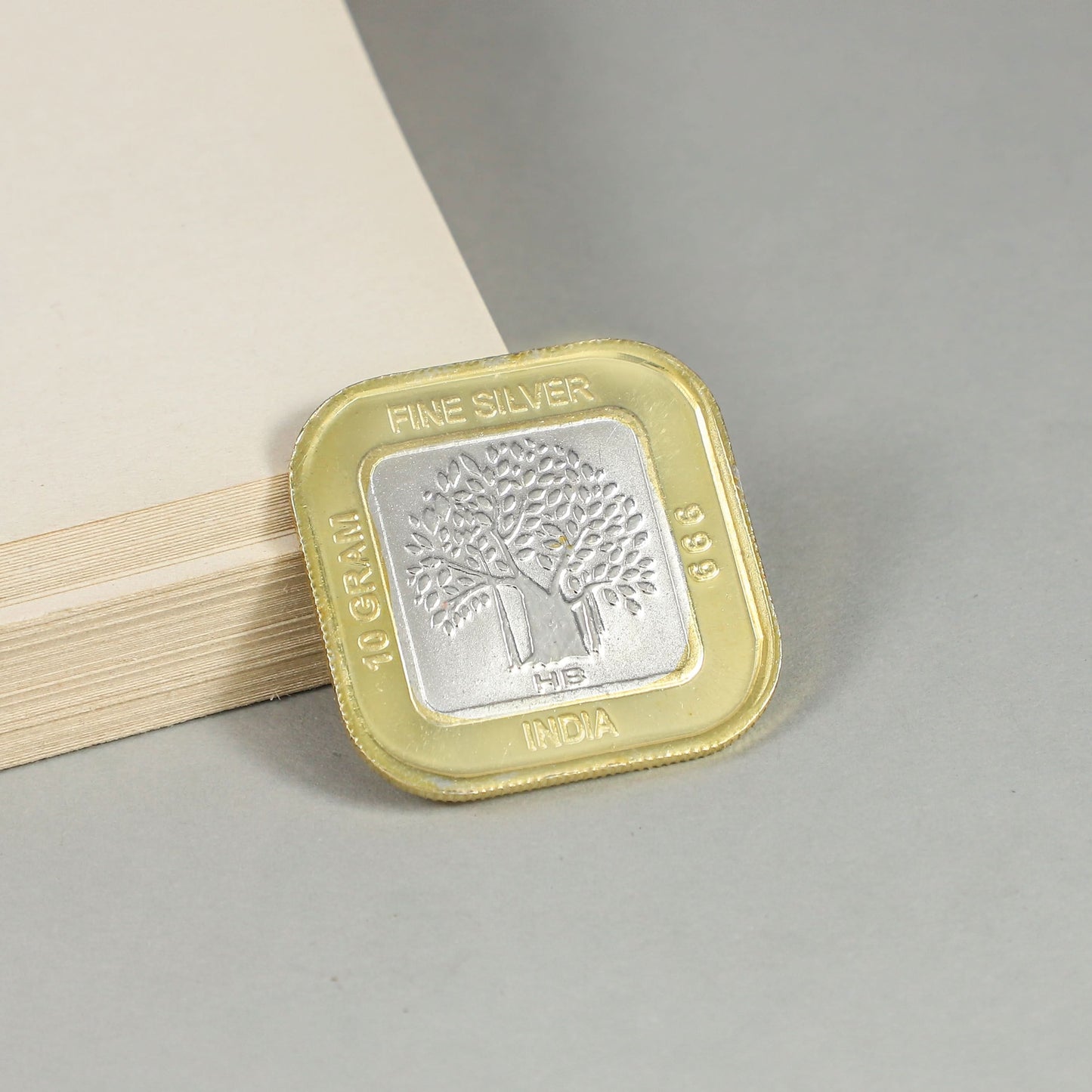 Queen Victoria Golden Coin-Golden polish silver coin