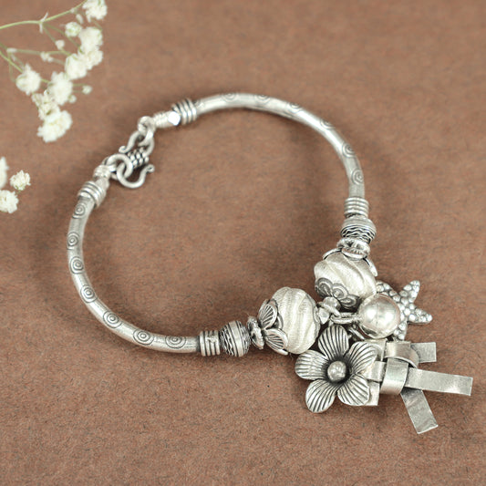 Chhavi Beauty Silver Bracelet
