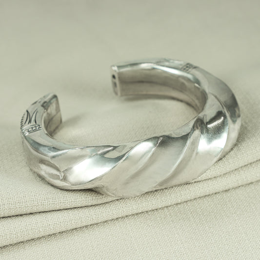 Harvi Glorious Silver Cuff Bracelet