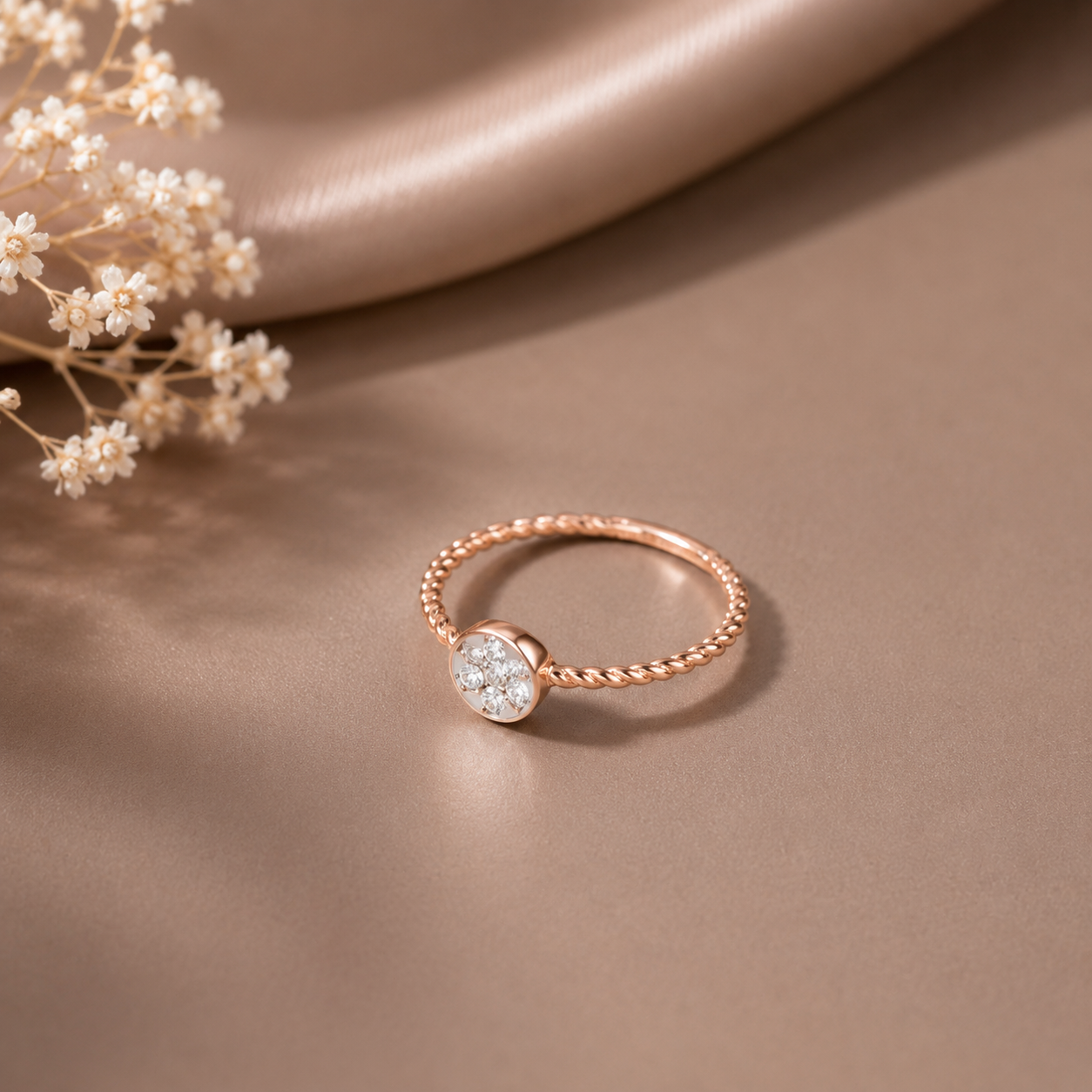 Siya Twist Design Diamond Ring