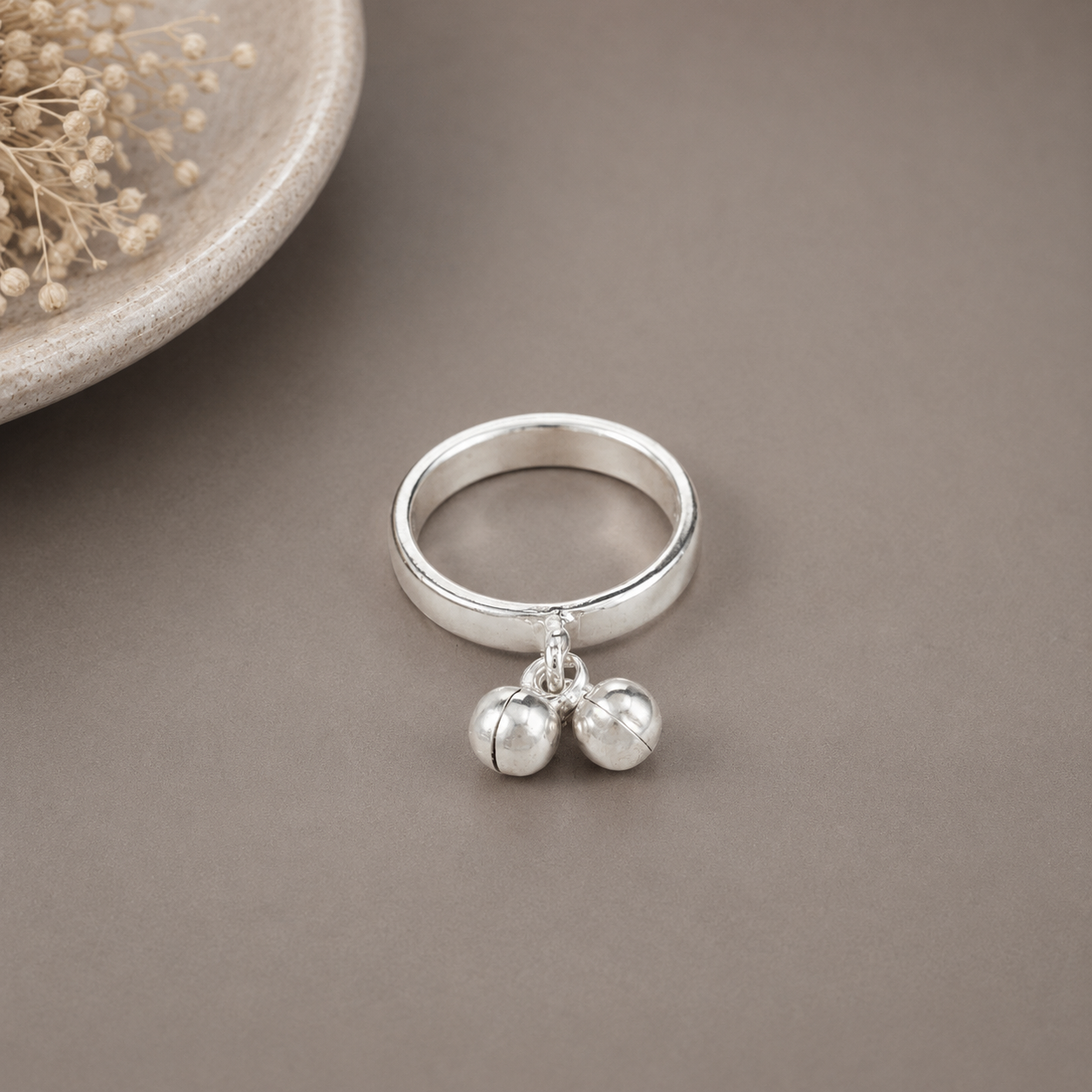 Kriti Cute Minimal Design Silver Ring