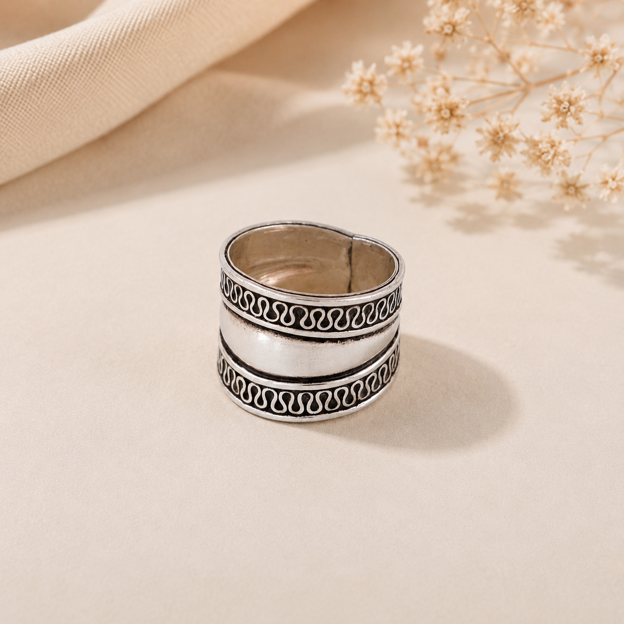 Vanya Ethnic Groove Silver Ring