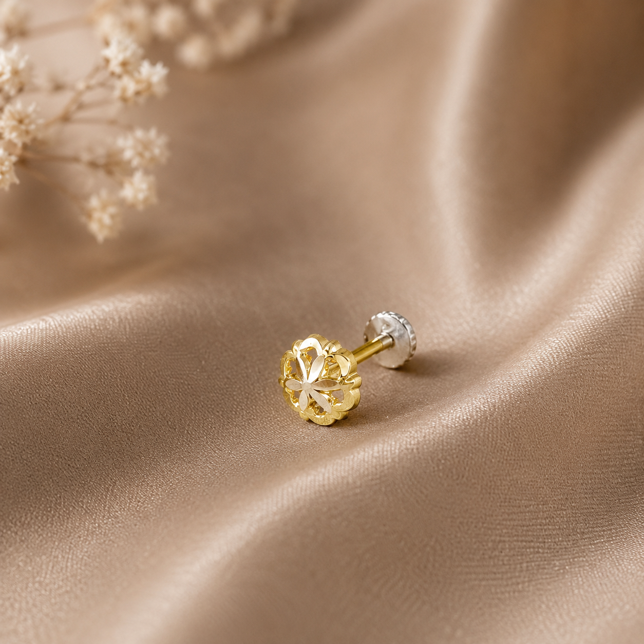 Pihu Floral Radiance Gold Nose Pin