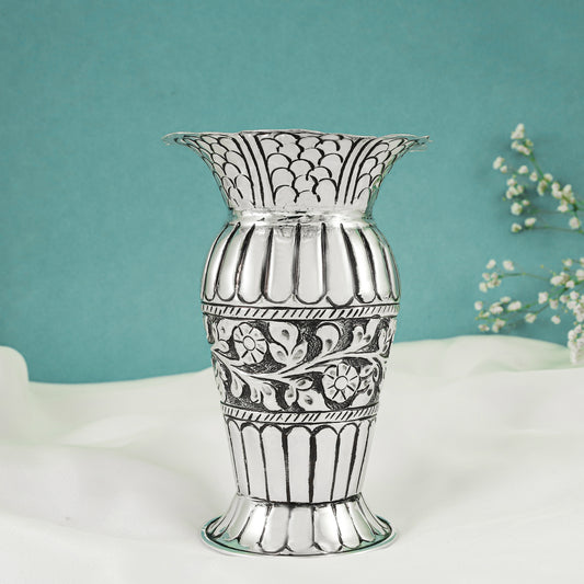 Raima Beautiful Silver Vase