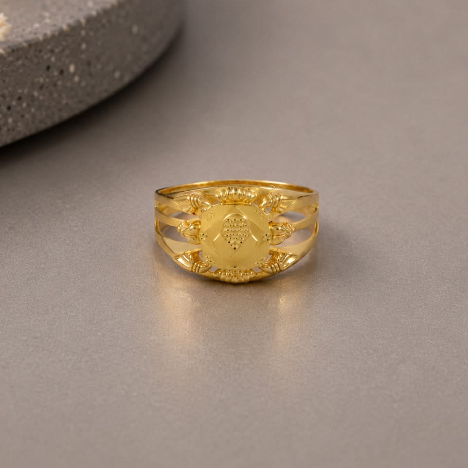 Veer Astra Gold Ring For Him