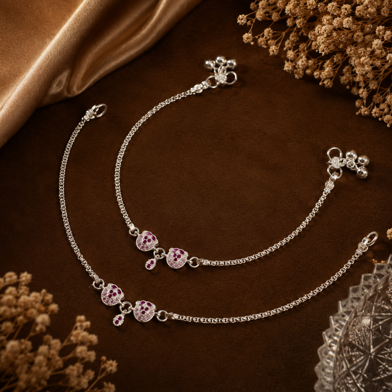 Amaira Shine Silver Anklets