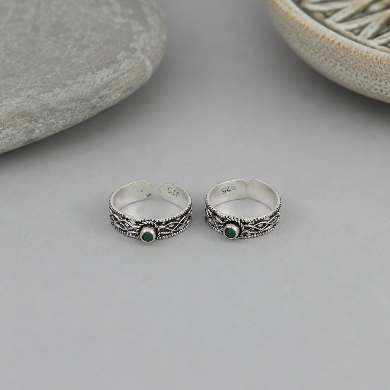 Kiara Green Charm Silver Toe Rings
