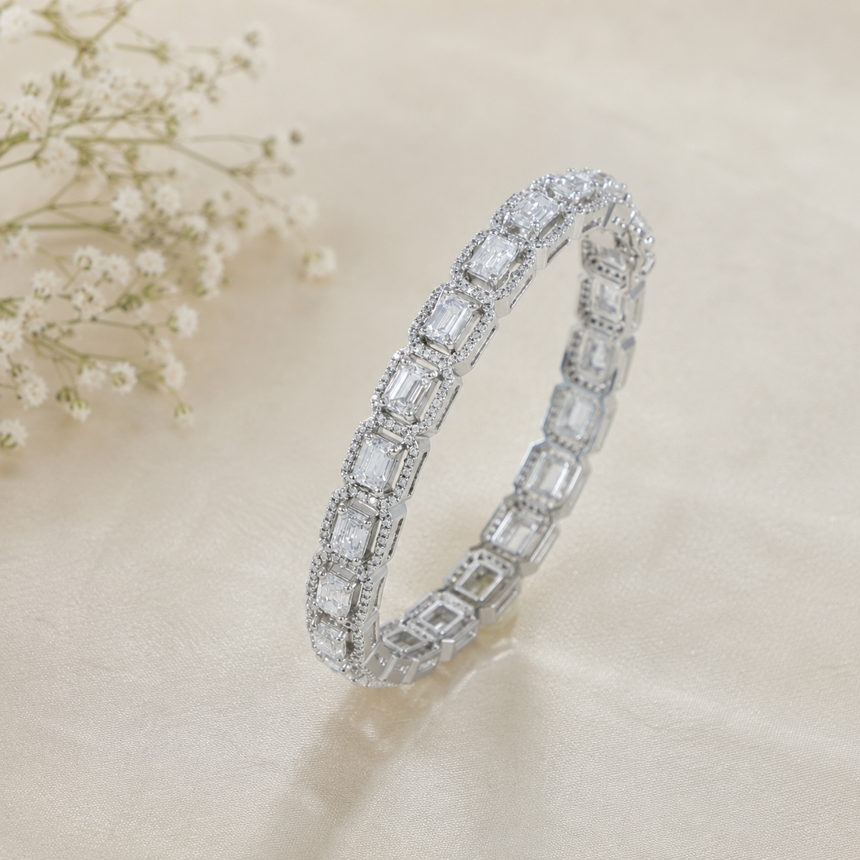 Yami Celeste Halo Silver Bracelet