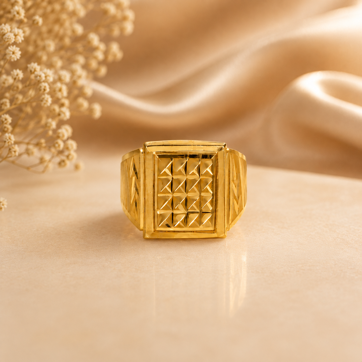 Vivaan Legacy Gold Ring For Him