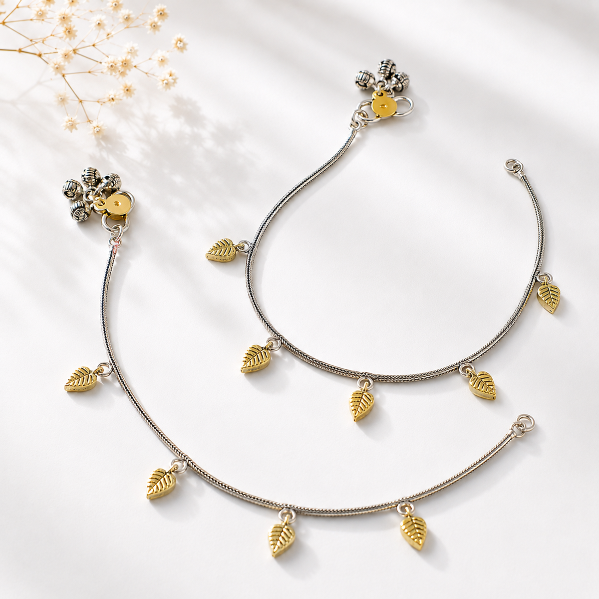 Vanya Leaf Charm Silver Anklets