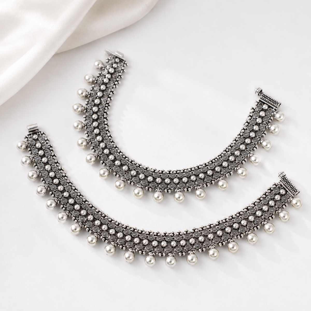 Yuvika Antique Pearl Silver Anklets