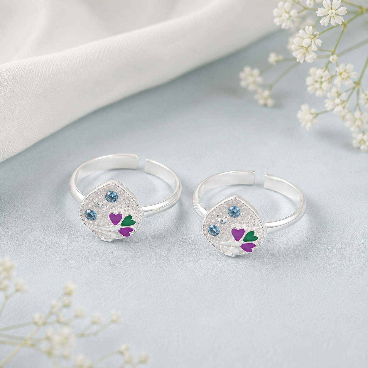Pranavi Heart Blossom Silver Toe Rings