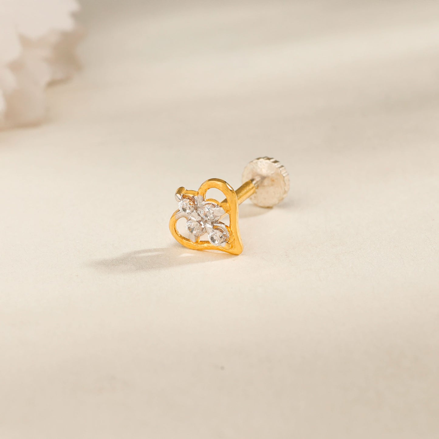 Janvi Floral Heart Gold Nose Pin