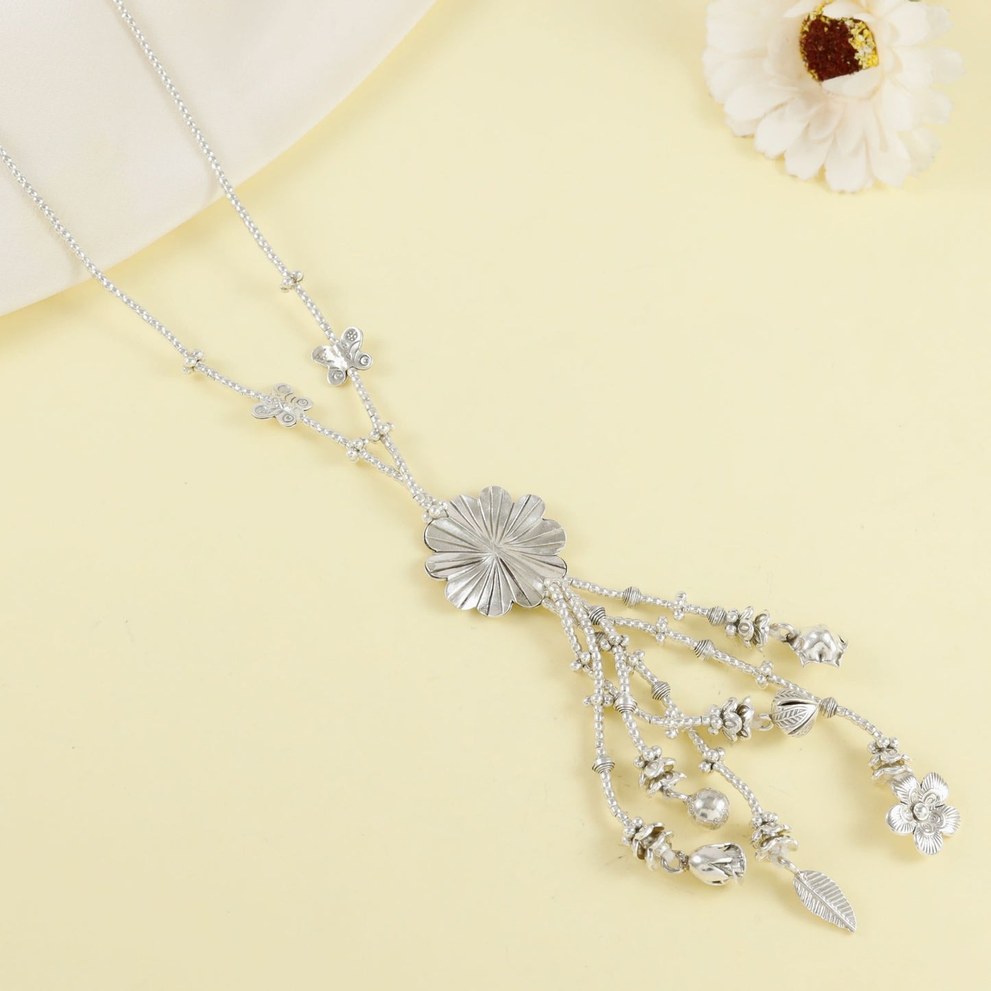 Bhavya Floral And Leaf Motifs Silver Necklace