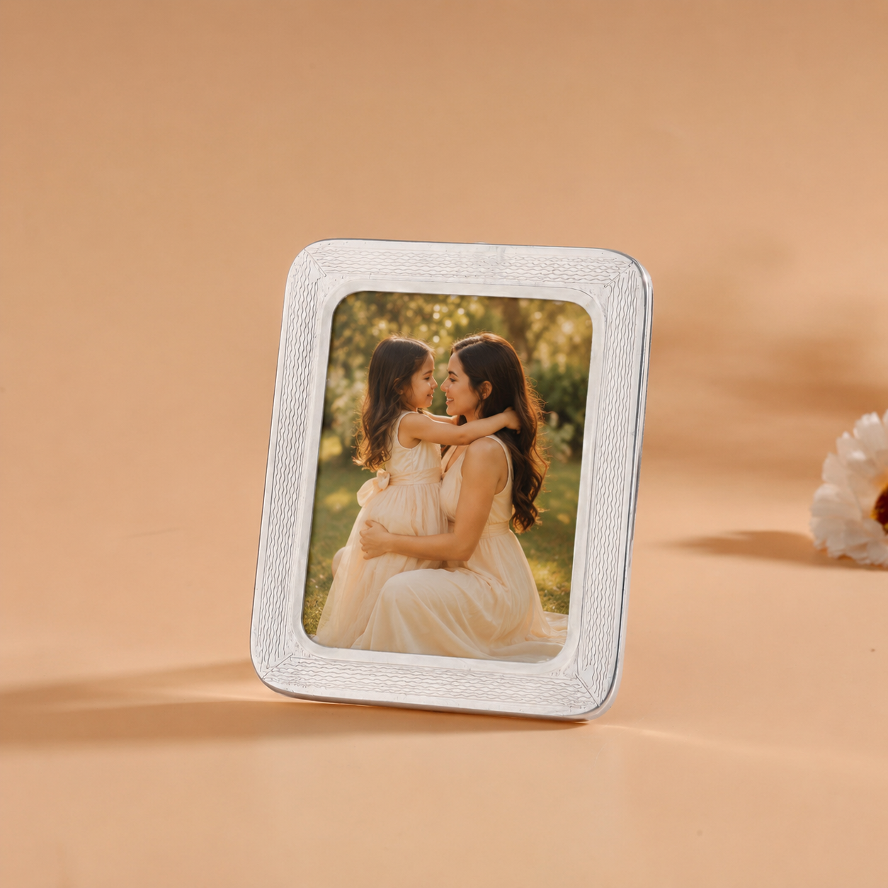 Simple Charm Silver Photo Frame