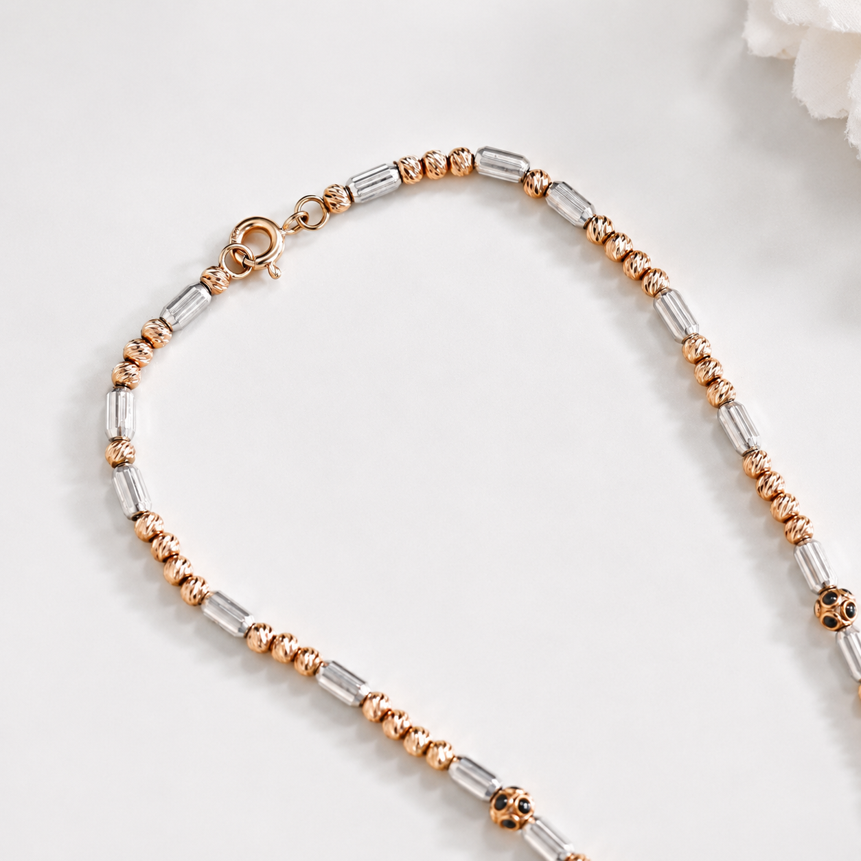 Virnda Graceful Black Enamel Gold Necklace Set