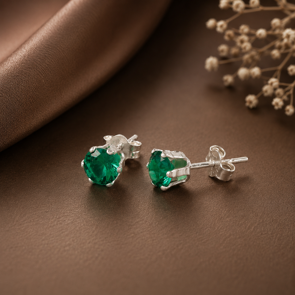 Siya Green Shine Glow Silver Earrings