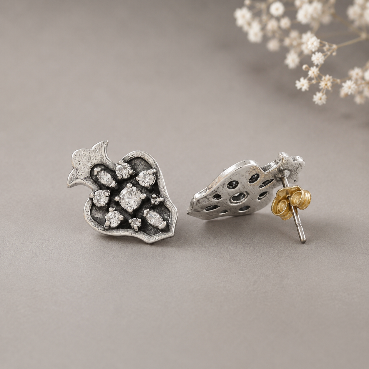 Zara Antique Leaf Silver Earrings