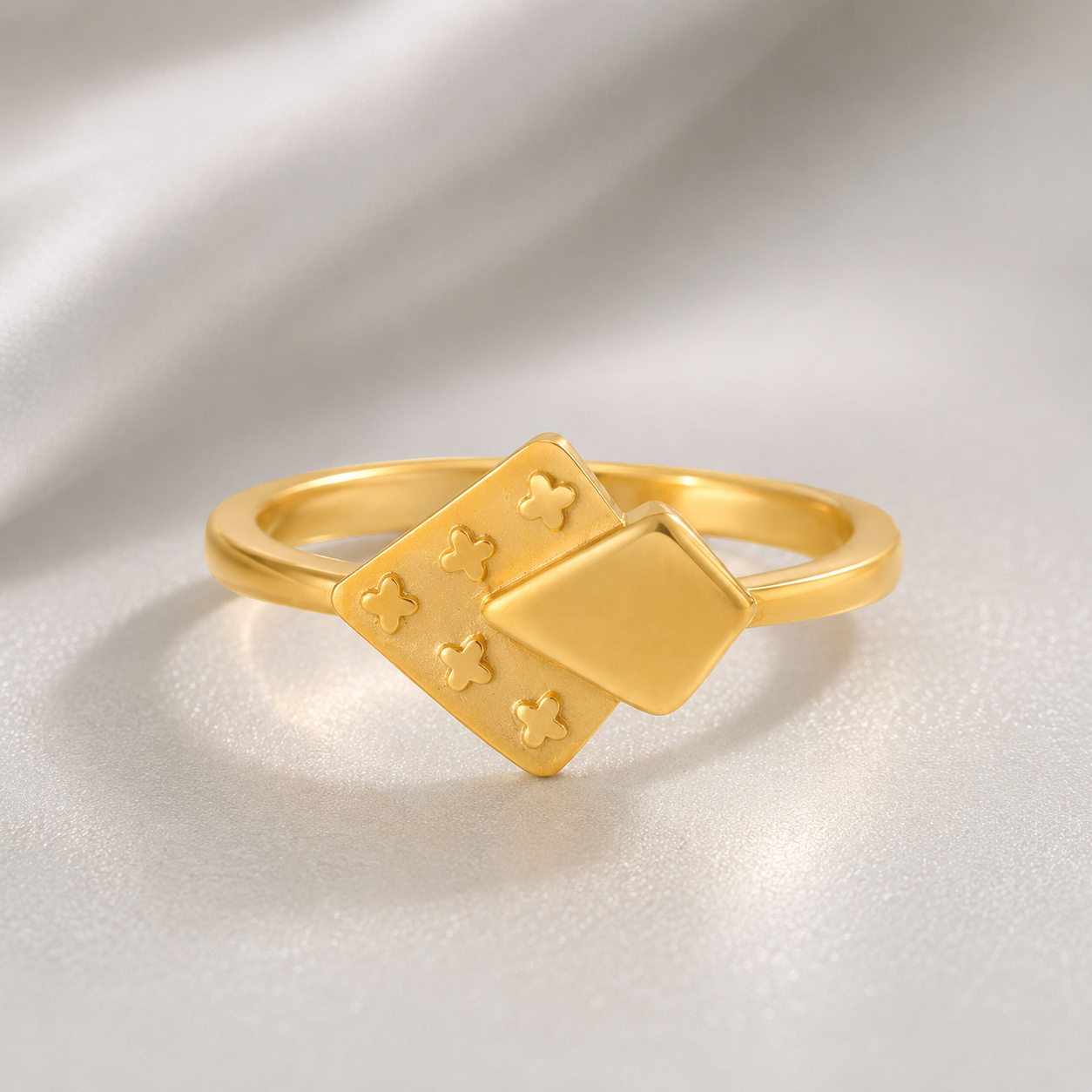Ziyana Unique Shape Gold Ring