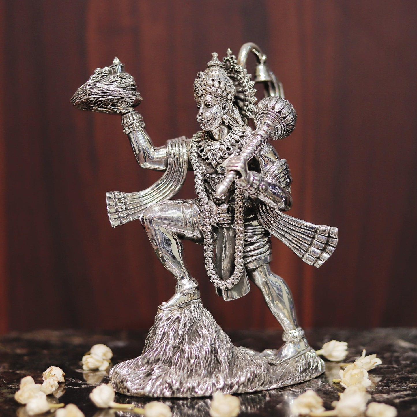 Anjani Putra Silver Idol