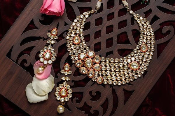 Fusion Jewellery: The Blend of Traditional and Modern Styles for a Personalized Look