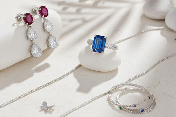 How Do You Stack Rings, Bracelets, Necklaces, and Earrings to Elevate Casual Summer Outfits?