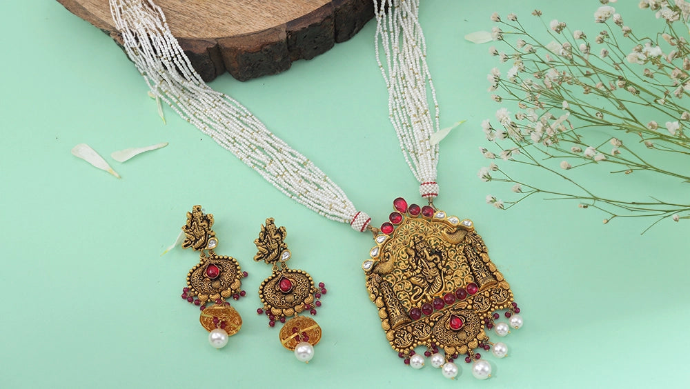 The Perfect Guide to Buying Gold Jewellery for a Wedding
