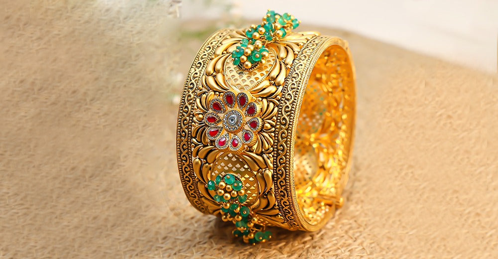 Gold Jewellery to buy this Akshaya Tritiya