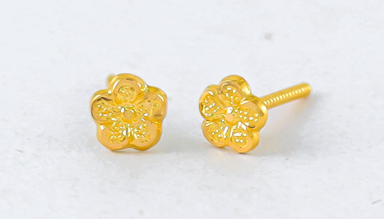 Gold – Classics to Contemporary: A Journey Through Time