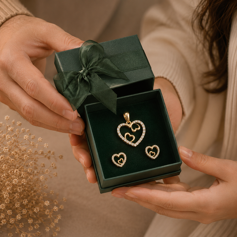 Amour Radiance Diamond Pendant Set