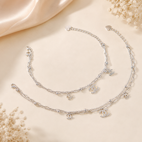 Interlocking Charm Silver Anklets