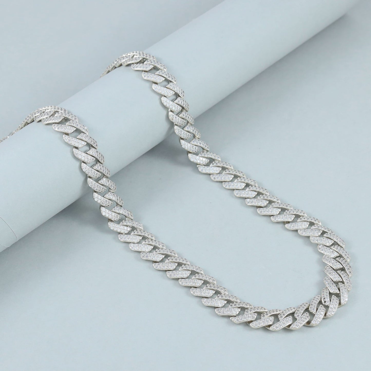 Rivan Stunning Silver Chain For Him