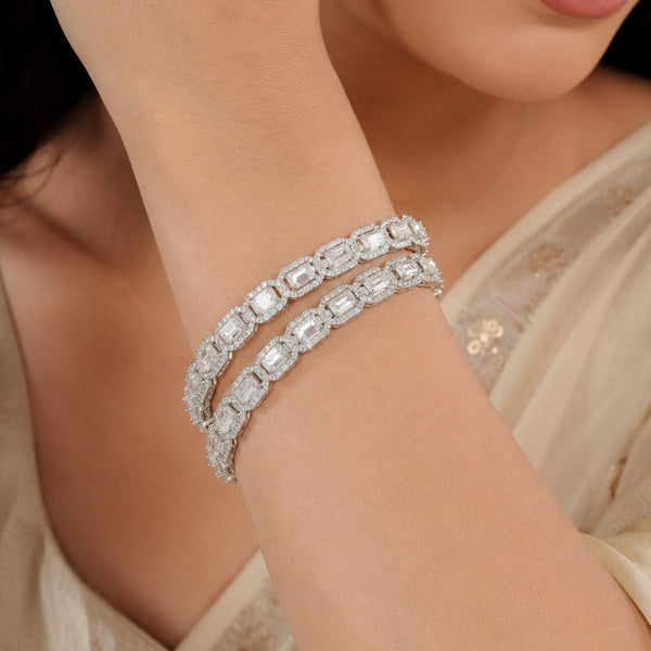 Kiana Charming Silver Bangles