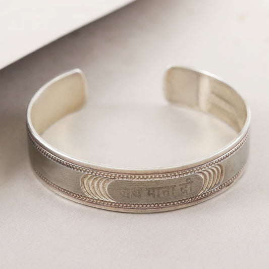 Vina Pleasing Silver Cuff Bracelet